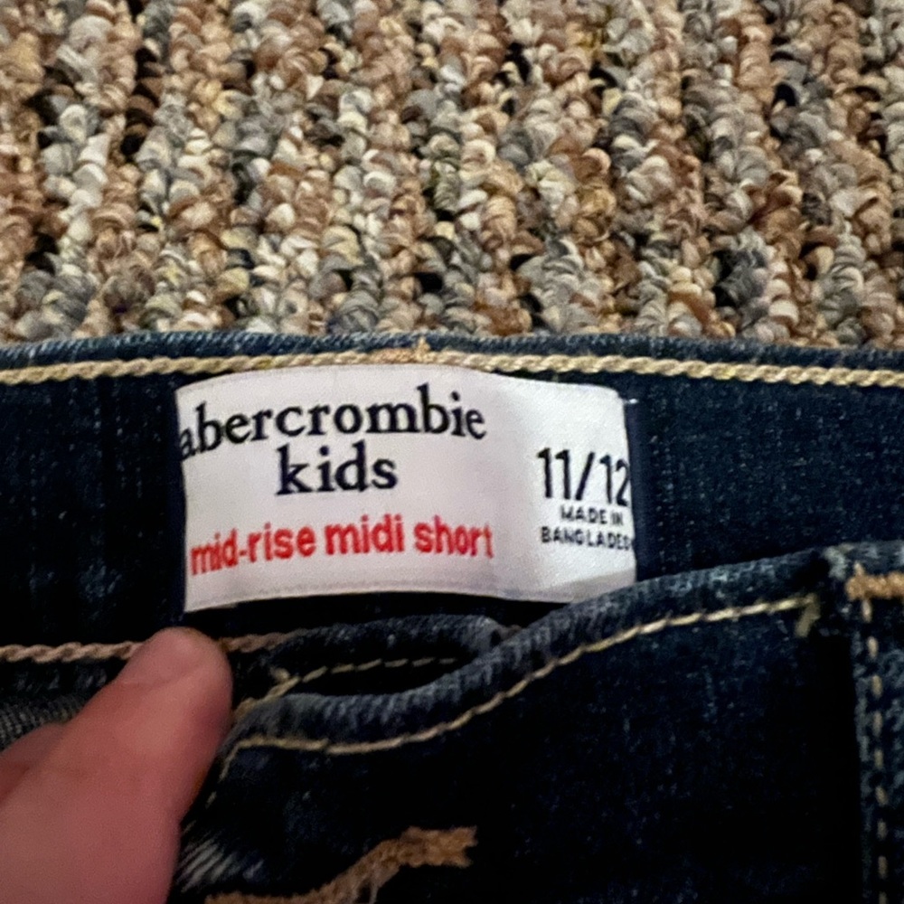 american eagle jean shorts - Picture 2 of 5